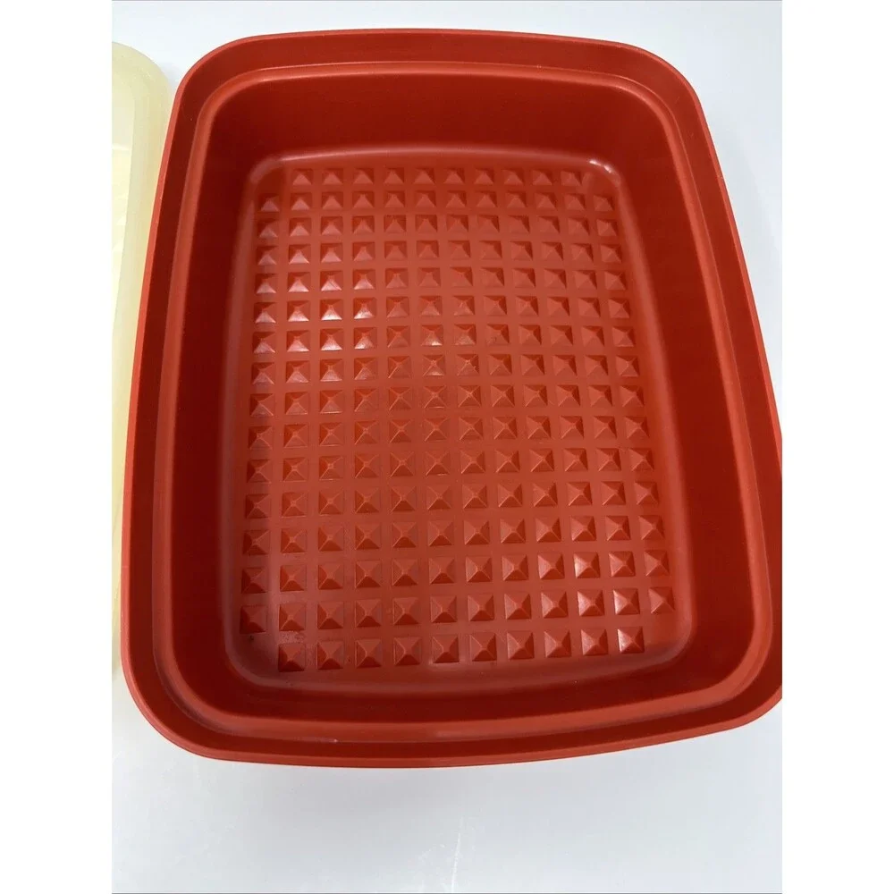 Tupperware vintage season